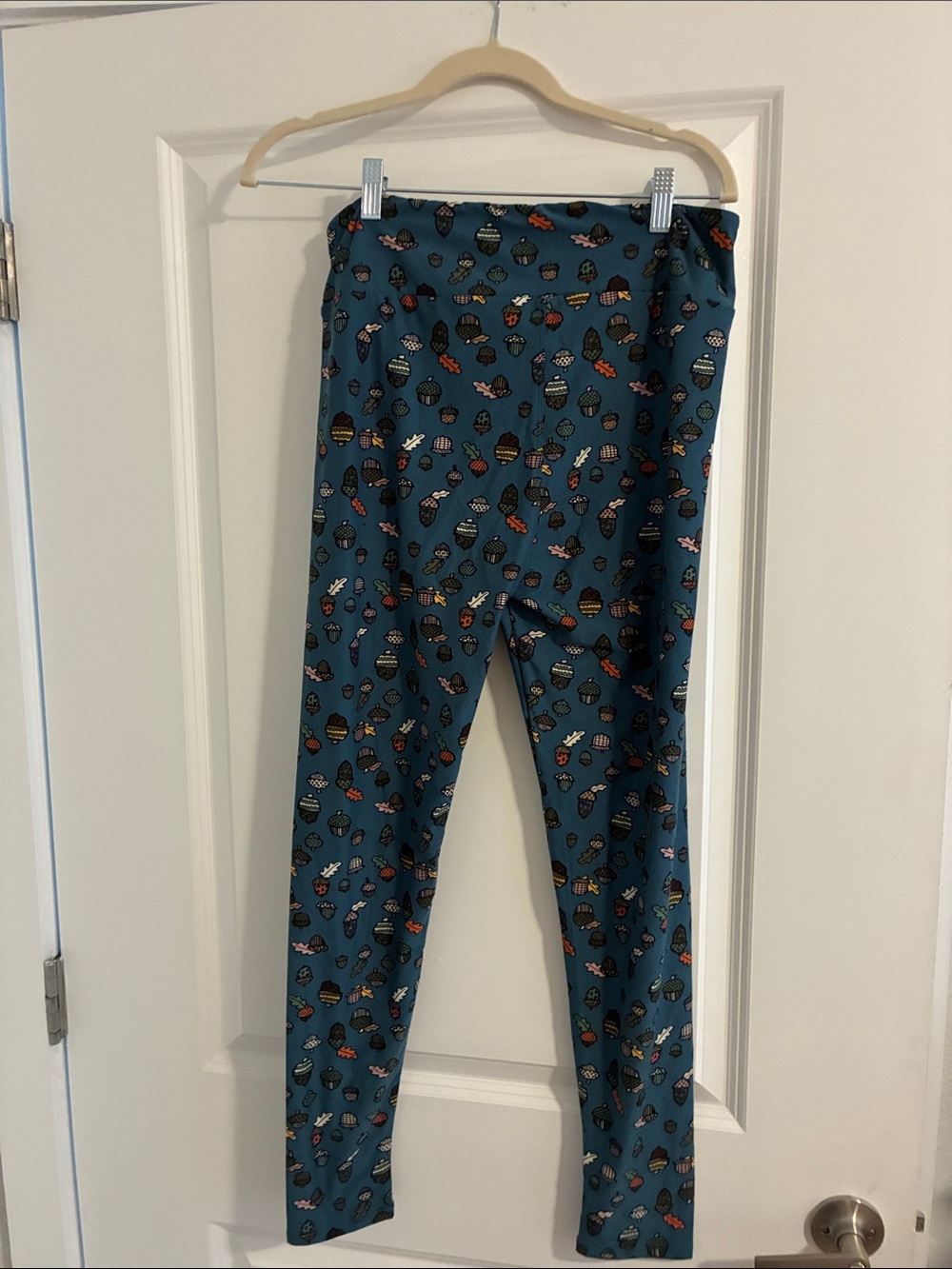 Womens LuLaRoe Blue Patterned Leggings